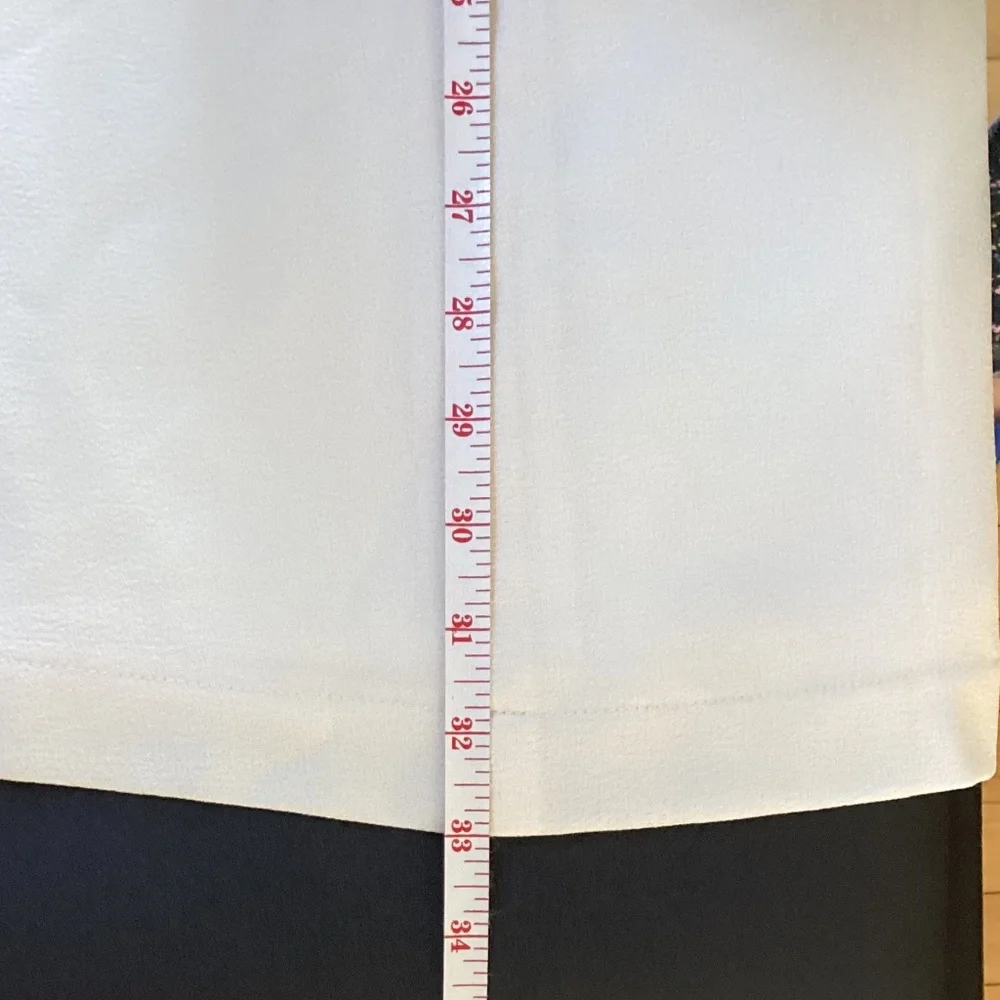 Gal Meets Glam Cream Tie-Neck‎ Dress – Size 2 - Picture 7 of 7